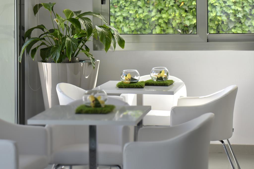 The One Hotel - Designed For Adults - Pet Lovers Riccione Extérieur photo