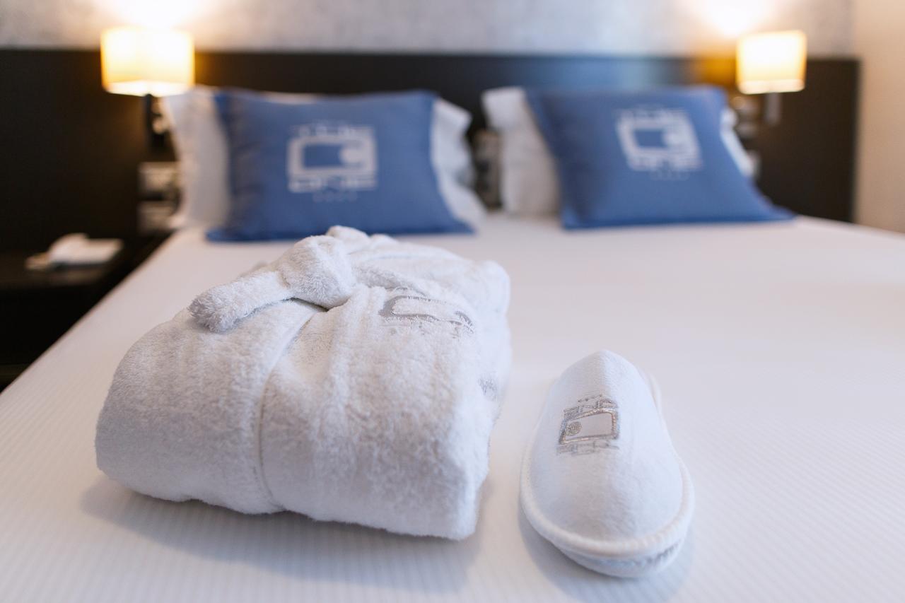 The One Hotel - Designed For Adults - Pet Lovers Riccione Extérieur photo